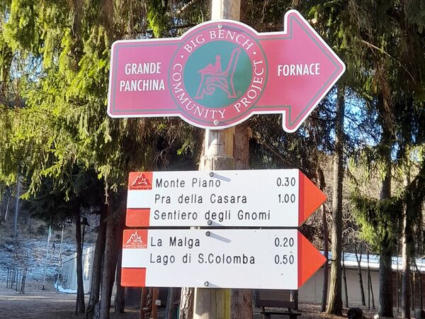 SENTIERO DEGLI GNOMI E LAGO DI SANTA COLOMBA