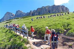 Rifugio Roda de Vael e Lago di Carezza