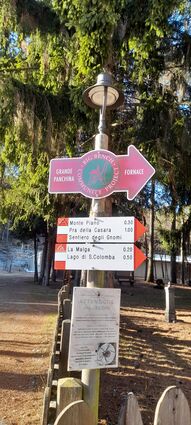 SENTIERO DEGLI GNOMI E LAGO DI SANTA COLOMBA