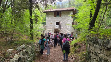 Bosco Caproni: 160 ragazzi in cammino tra natura, storia e nuove amicizie